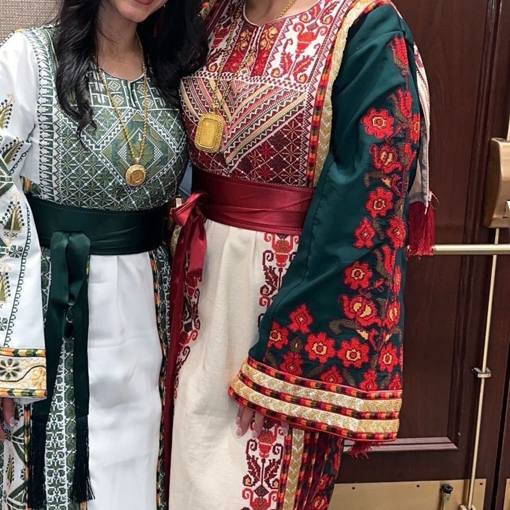 Palestinian Thobe